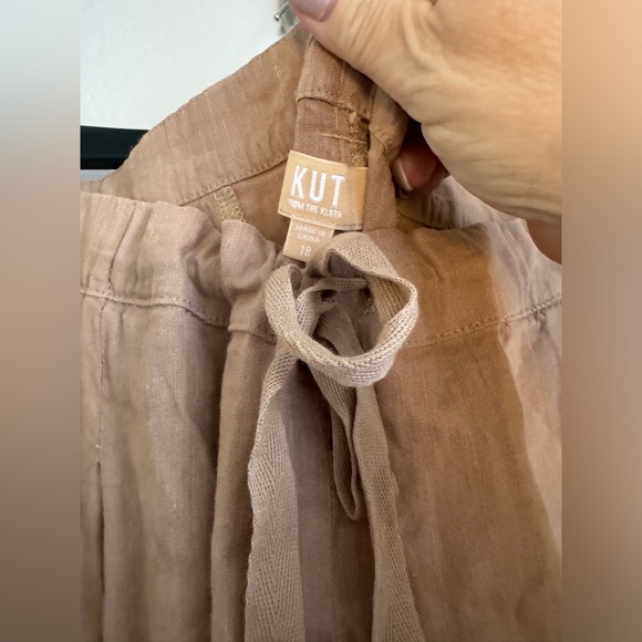 NWT-KUT From the Kloth Cropped Cargo Pants w/ Elastic Waistband Size 18 - Picture 3 of 4